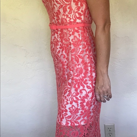 Eva Mendez Lace Sheath dress - Picture 2 of 5